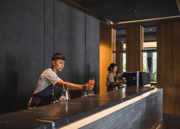Hotel Isuite By Ekosistem 5*